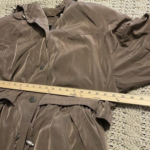 A2B hooded hip length removal lined coat, drawstring, waist women’s sz 1X Brown - Picture 14 of 16